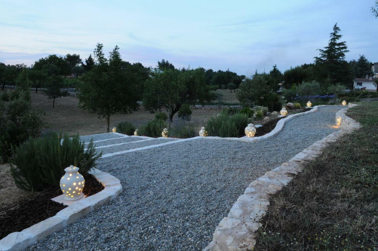 Il Borgo Delle Querce Fichi Piscina Privata Martina Franca